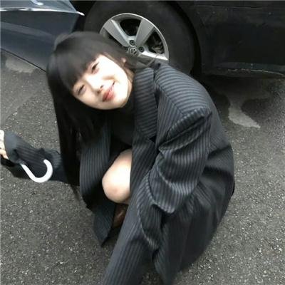 白色微笑